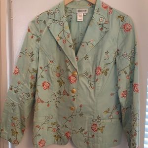 Embroidered blazer with upgraded buttons